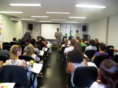 Professor Wilson Conciani participou da primeira aula da pós-graduação em Gestão Pública em março de 2012.